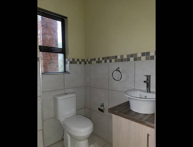 4 BEDROOM HOUSE FOR SALE IN ESTATE D' AFRIQUE